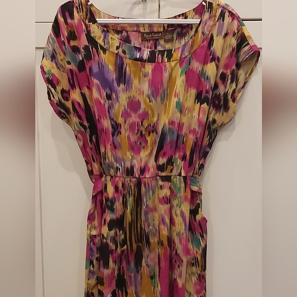 Speed Control dress - Picture 1 of 12